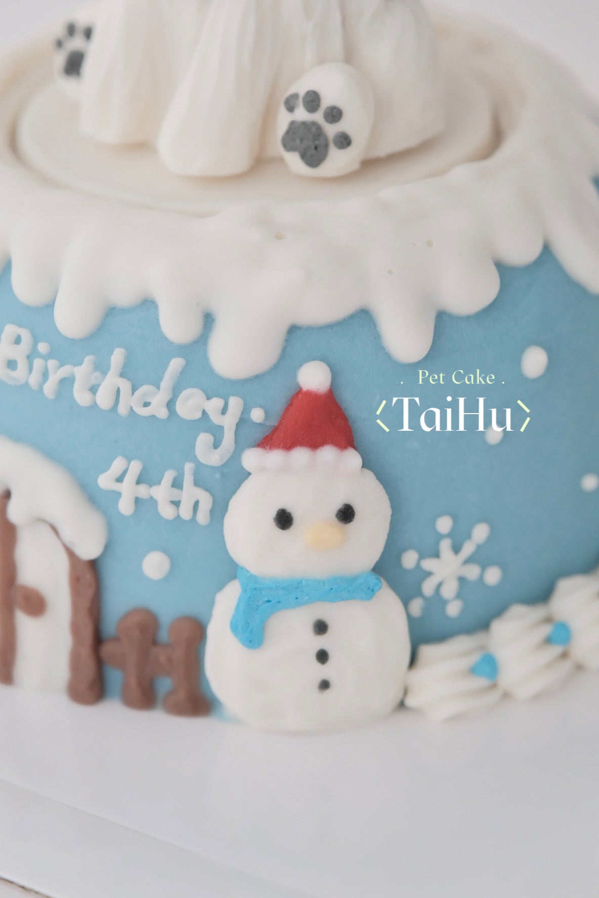 37. Crystal Ball Cake